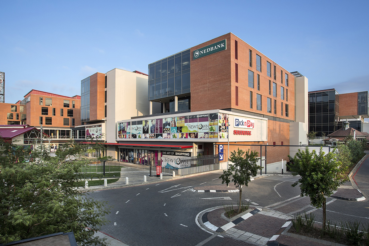 Atterbury wins big at the SAPOA 2015 excellence awards as Newtown Junction takes top honours